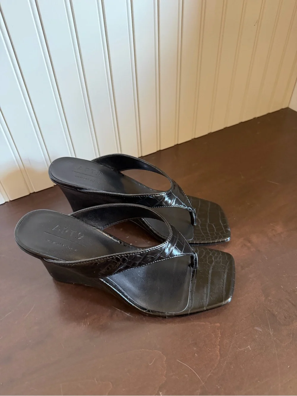 Apt. 9 Black Croc-Texture Wedge Thong Sandals